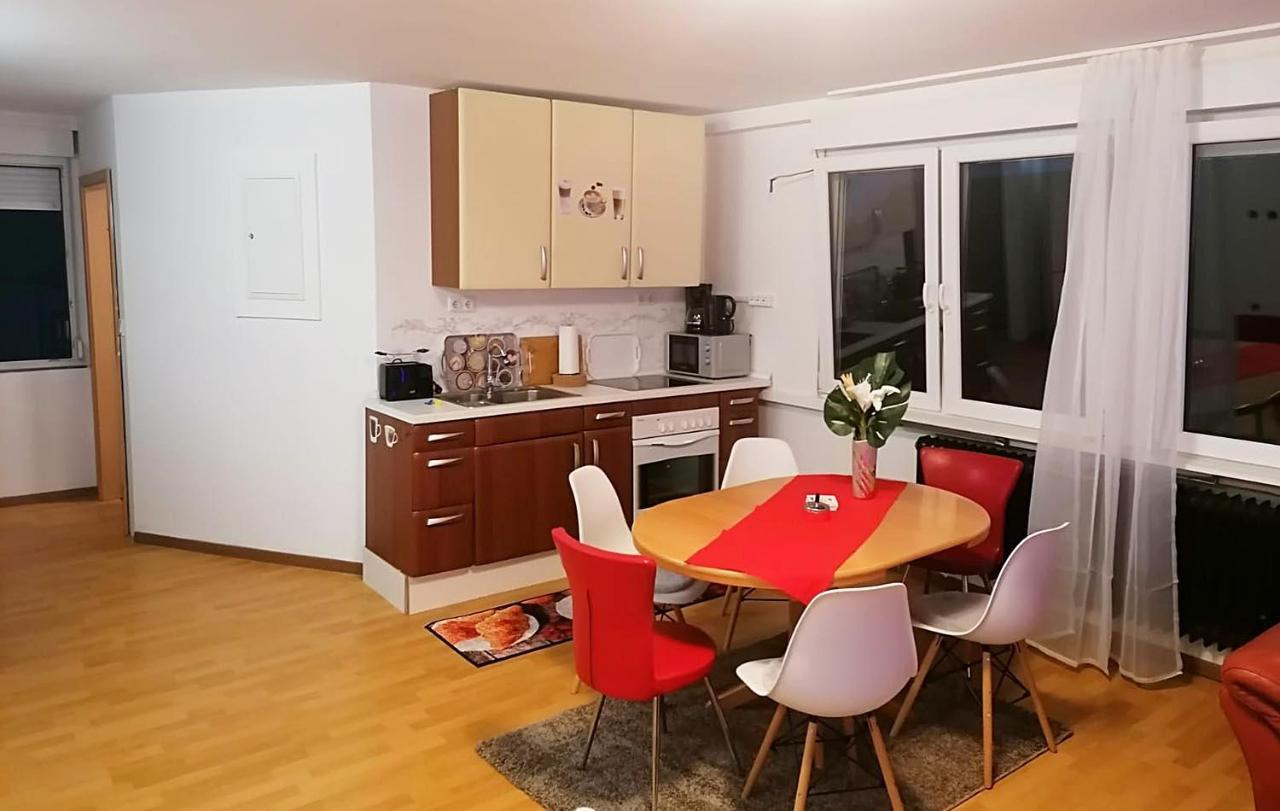 Gemuetliche Apartments In Niederdorfelden المظهر الخارجي الصورة