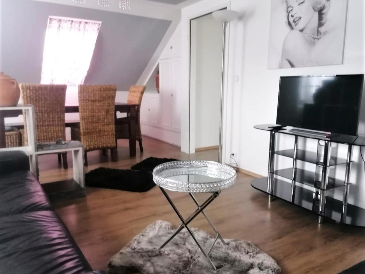 Gemuetliche Apartments In Niederdorfelden المظهر الخارجي الصورة
