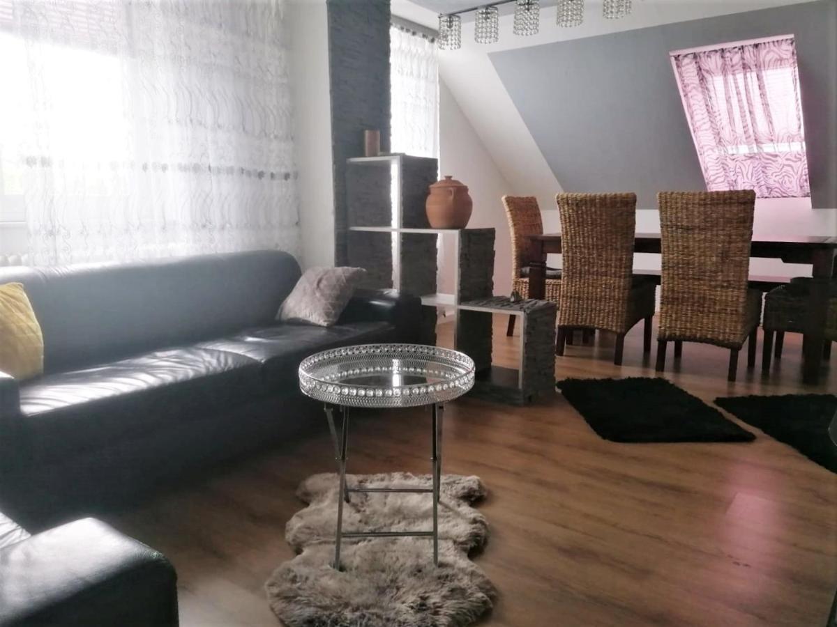 Gemuetliche Apartments In Niederdorfelden المظهر الخارجي الصورة