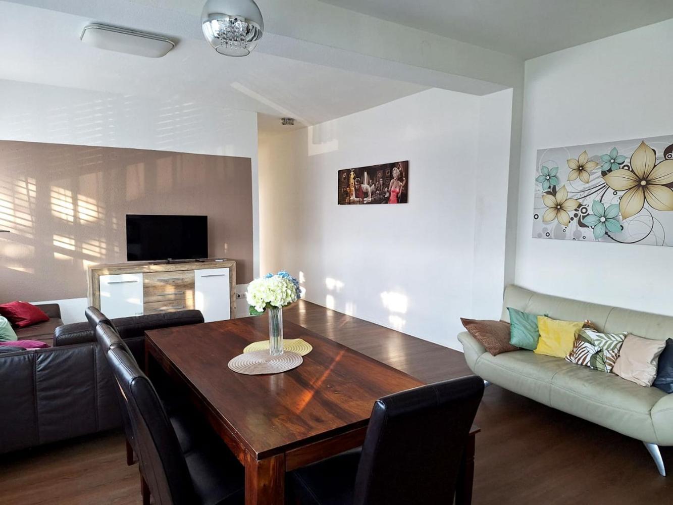 Gemuetliche Apartments In Niederdorfelden المظهر الخارجي الصورة